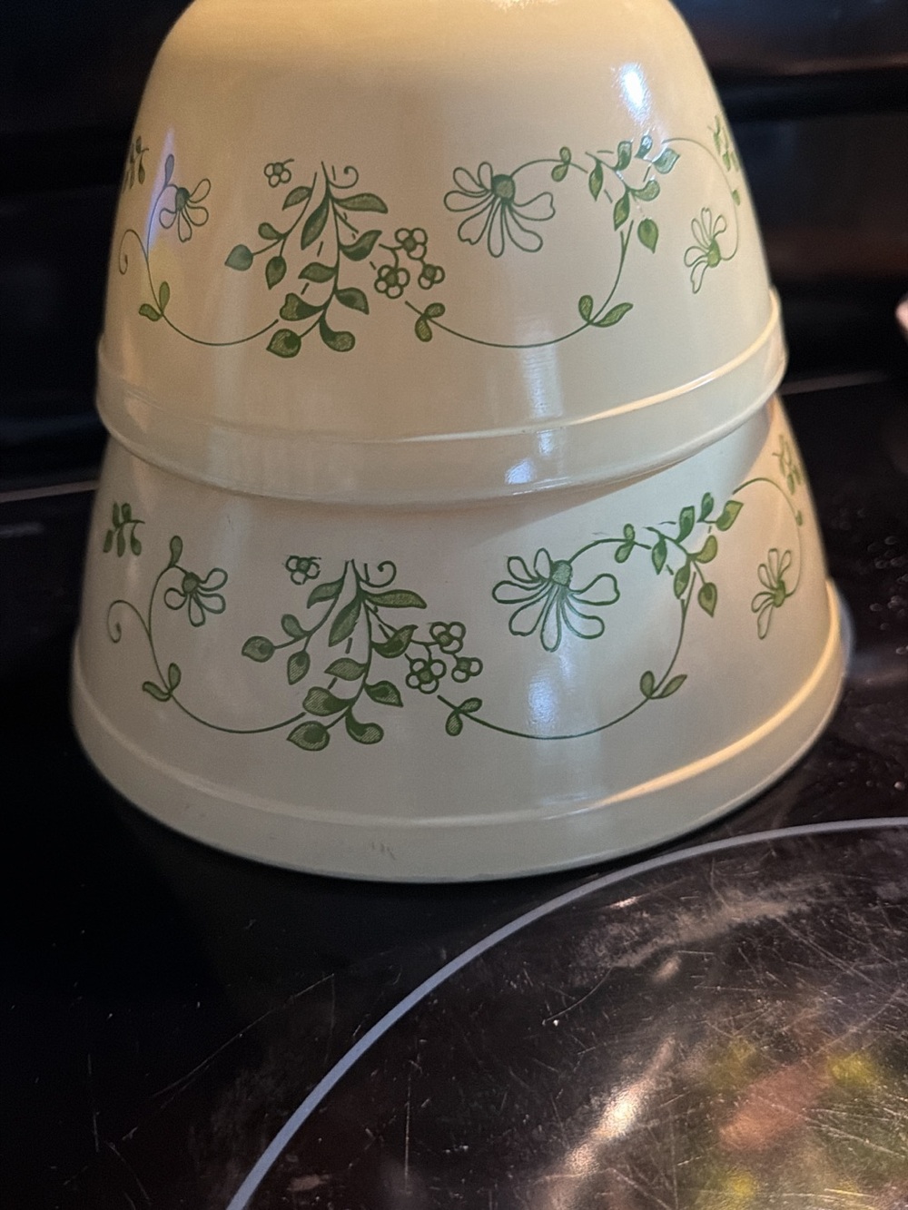Cream Vintage Floral PYREX  Mixing Bowls - Green Vine Pattern